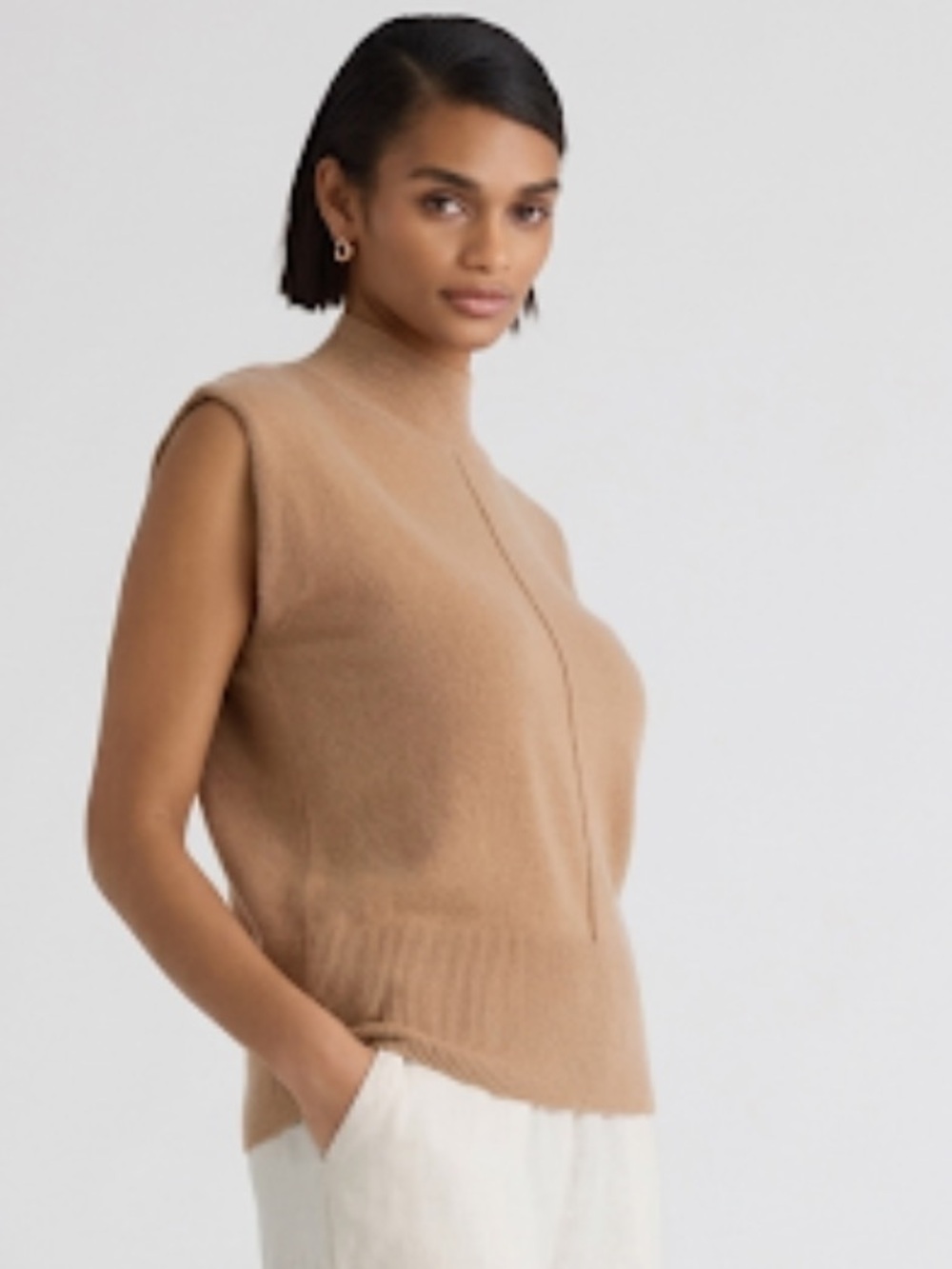 Quince 100% Mongolian Cashmere Padded-Shoulder Sleeveless Sweater Vest Camel L